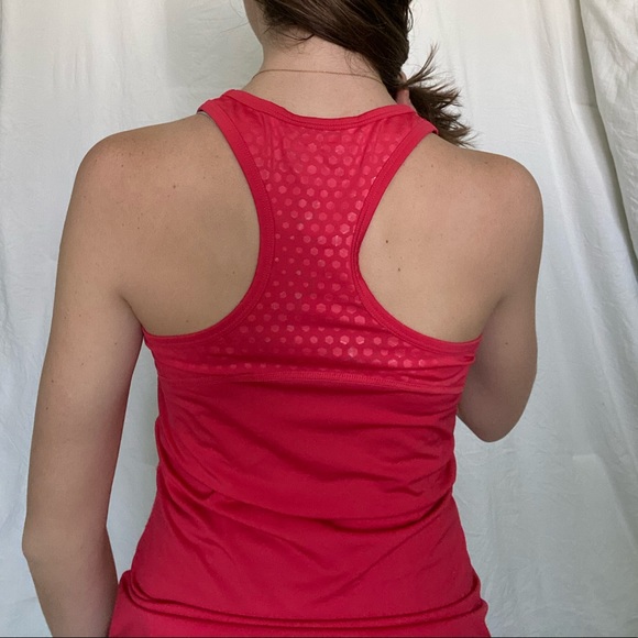 Under Armour Tank Top - Picture 3 of 3
